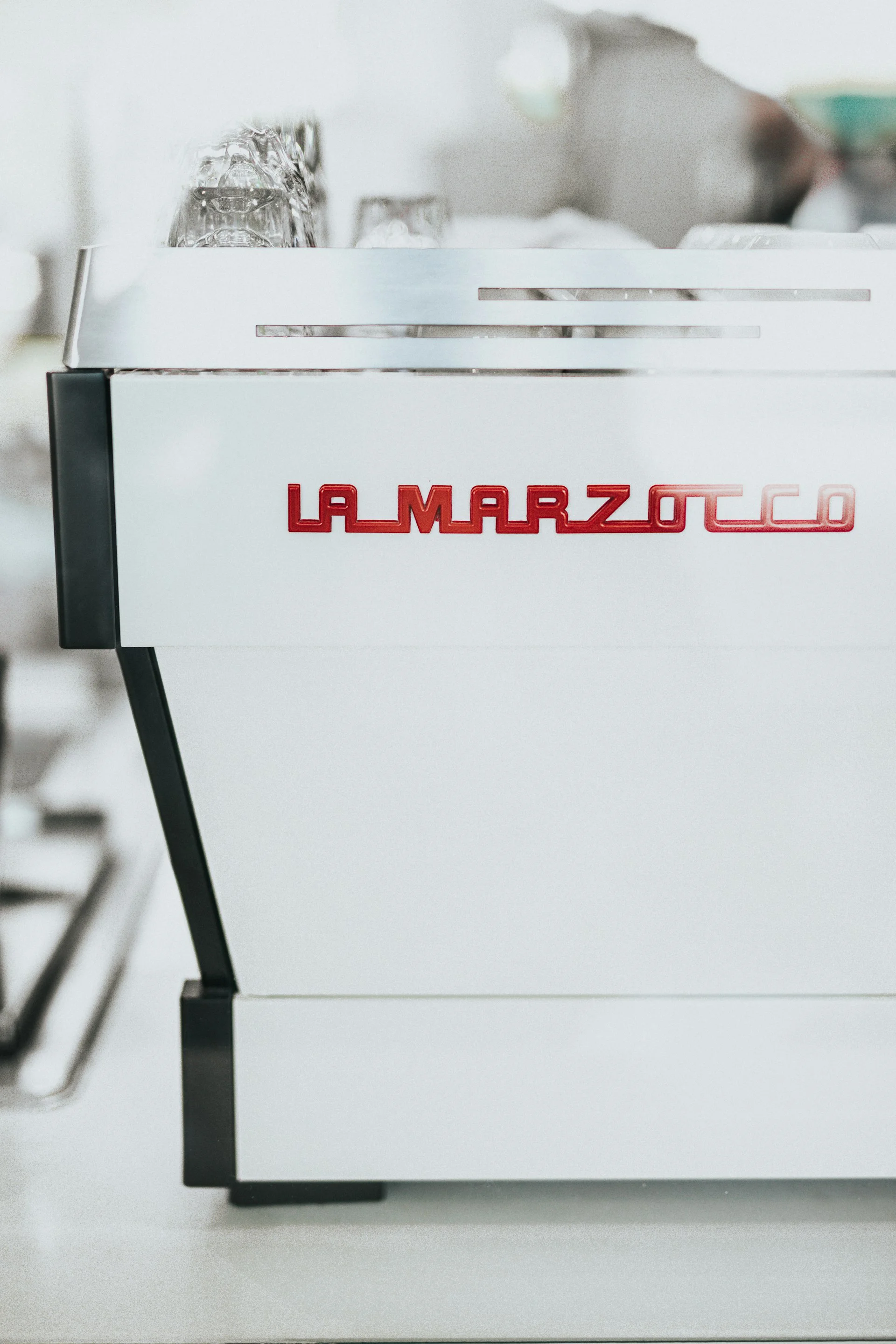 LaMarzocco Espressomaschine in einer Werkstatt